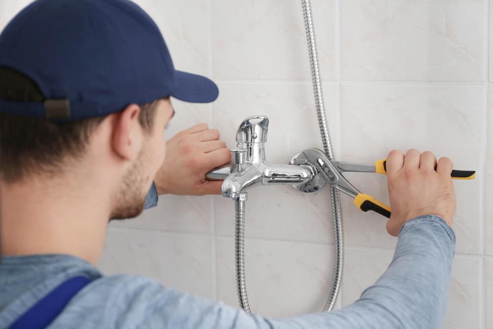 what-causes-a-faucet-to-leak
